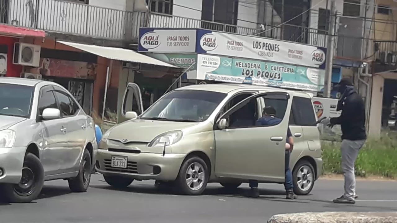 Roban 20 millones de guaraníes en violento asalto en Mariano Roque Alonso