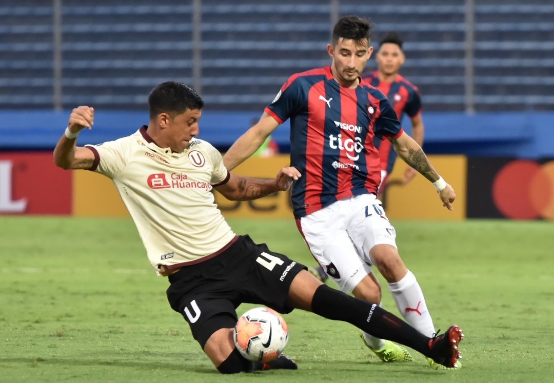 Cerro Porteño avanza en la Libertadores tras vencer por la mínima