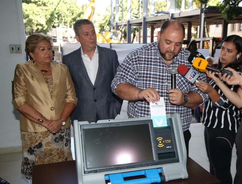 TSJE considera que con nuevas máquinas de votación en elecciones se impedirán fraudes