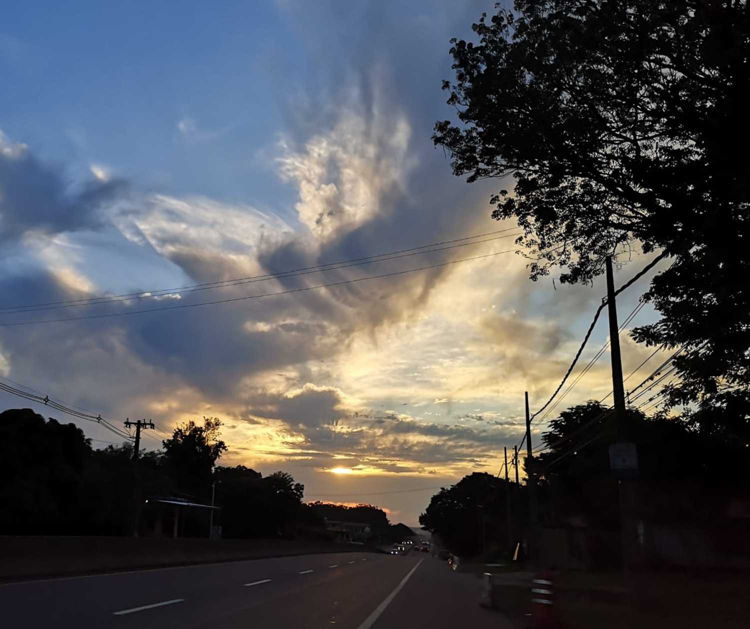Martes caluroso y con tormentas, prevé Meteorología