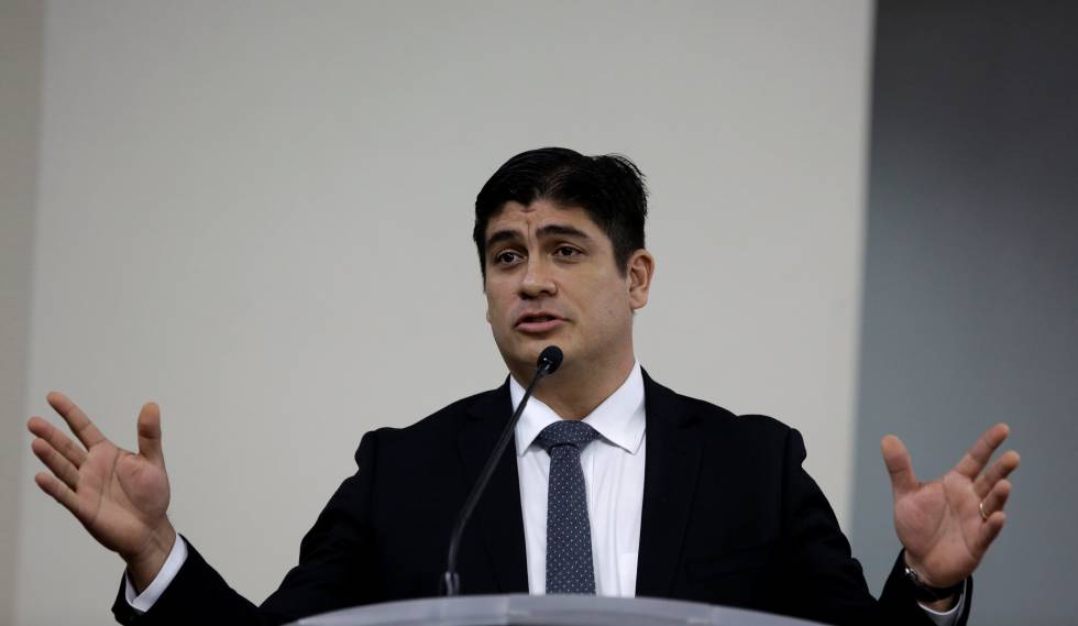 Fiscalía anuncia investigación a presidente de Costa Rica