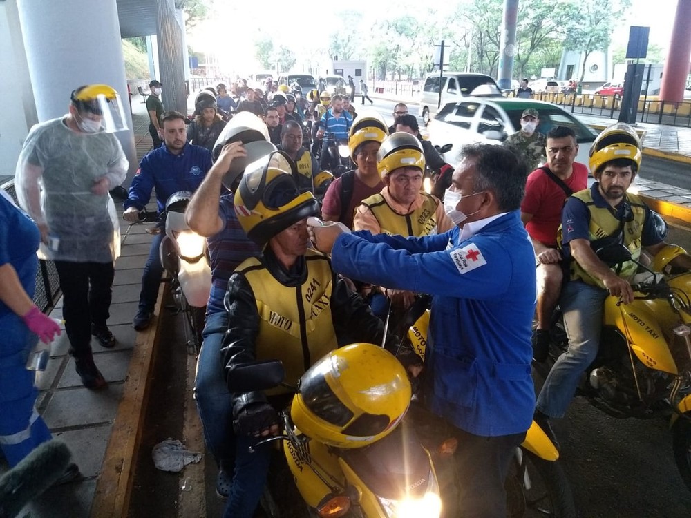 Cierre parcial de fronteras por COVID-19: Brasileños desisten de ingresar a Paraguay, reporta Migraciones