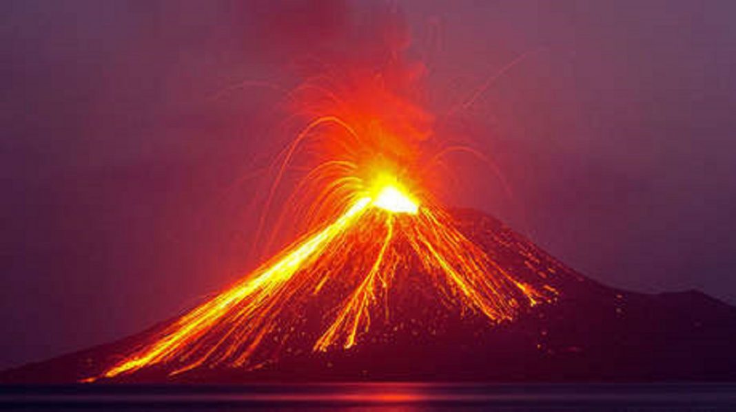 El Krakatoa habría activado el “Anillo de fuego” en el que están otros 15 volcanes