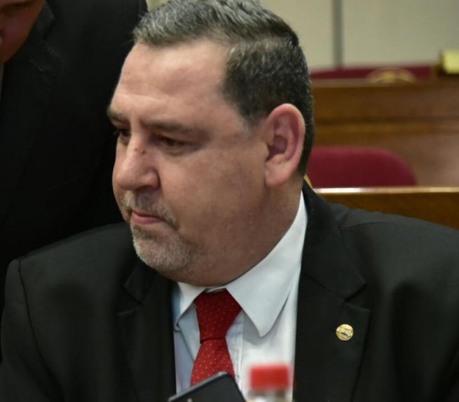 Dictamen de Comisión no hizo lugar a pedido de desafuero de senador Zacarías Irún