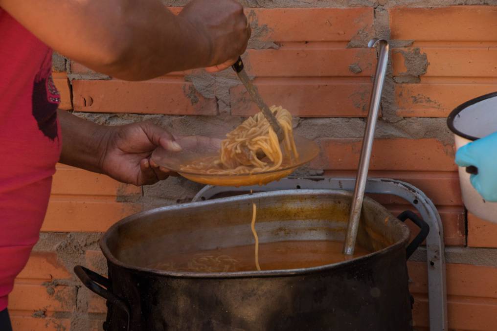 Bañadenses reclaman a SEN insumos para 46 ollas populares