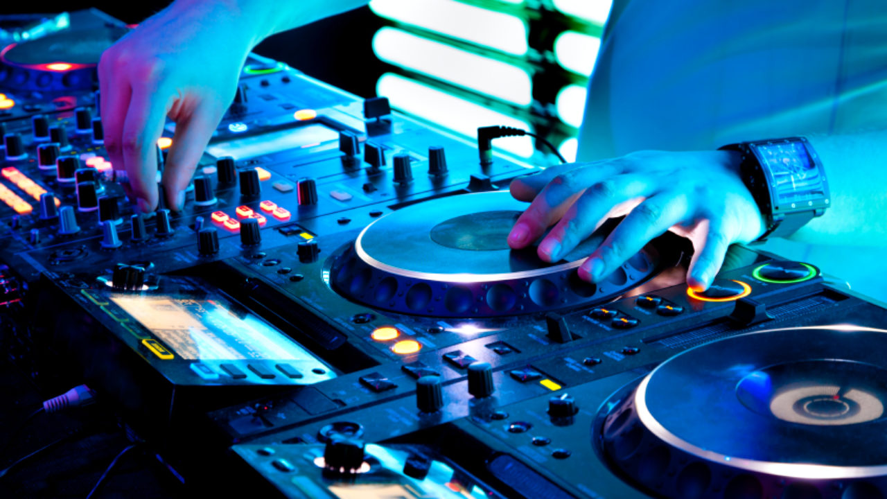 DJs comenzaron a vender equipos para subsistir en medio de pandemia
