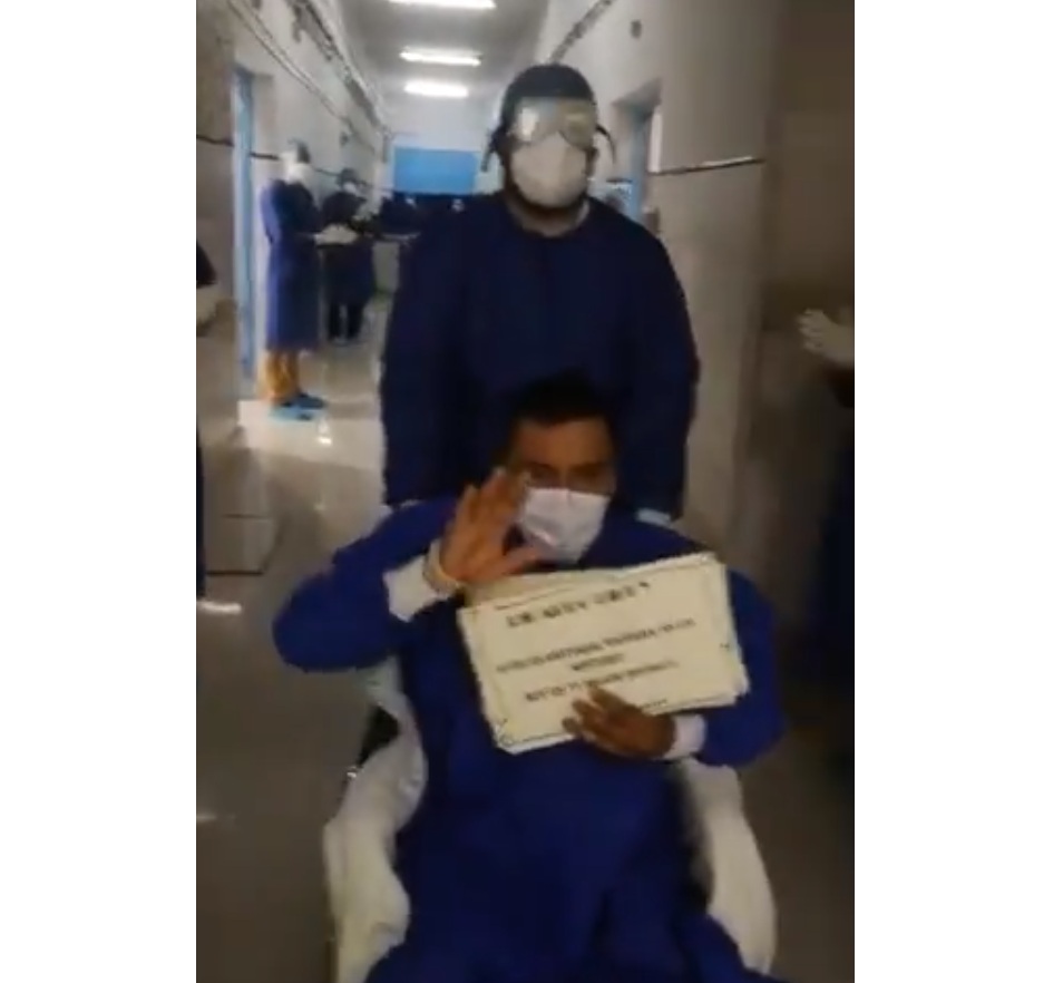 Paciente chileno abandona terapia intensiva y continúa recuperación