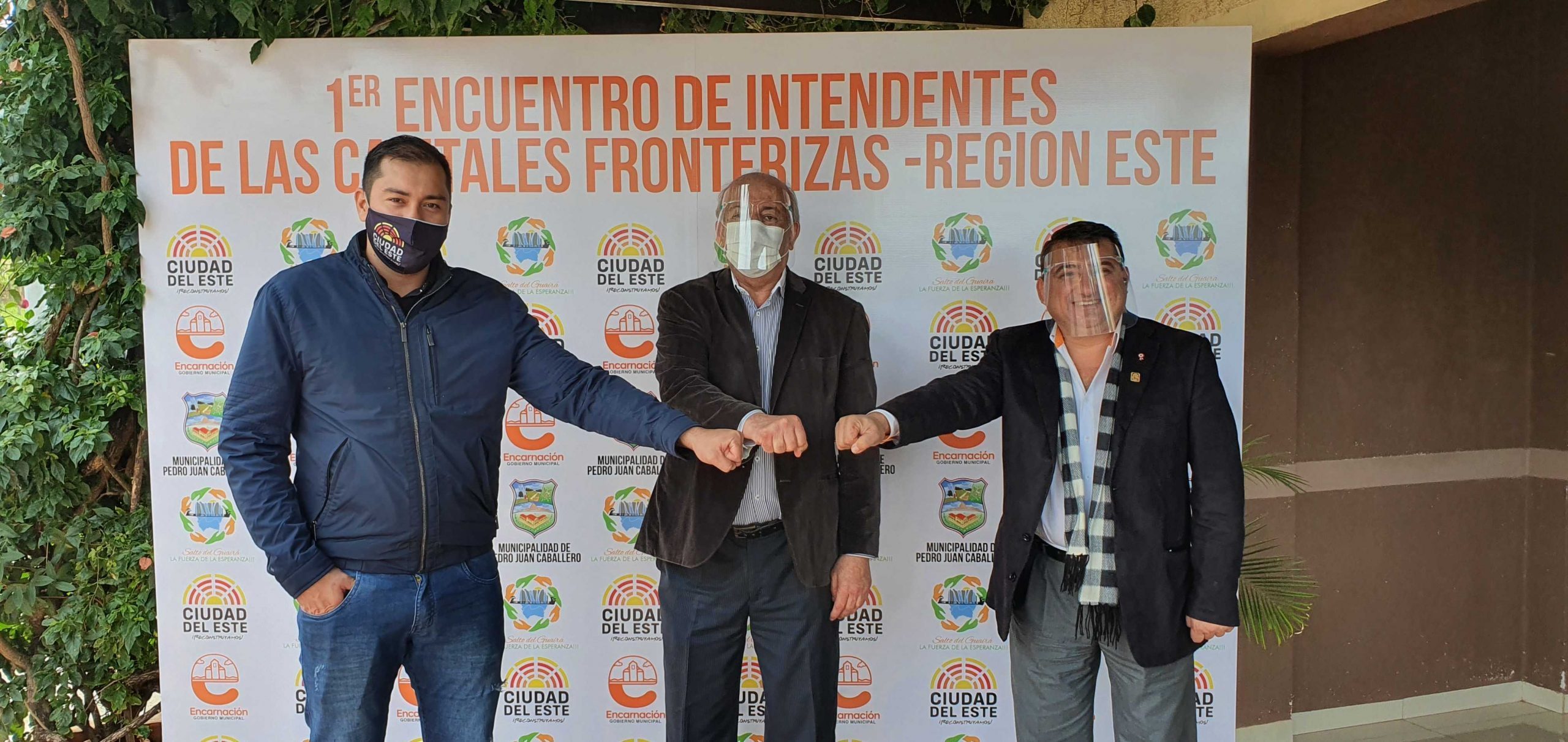 Intendentes Municipales de fronteras urgen encuentro con el presidente de la República por crisis económica en la zona