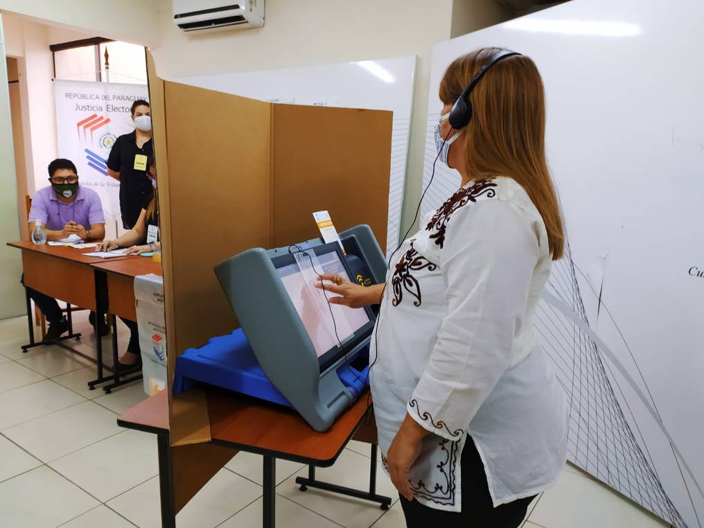 Aplicarán nuevo sistema de voto inclusivo para personas con discapacidad visual