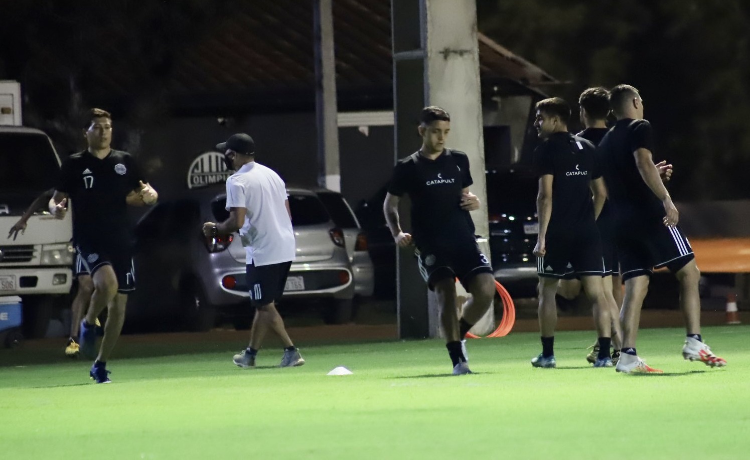Plantel, cuerpo técnico y staff de Olimpia se sometieron a nuevas pruebas de COVID-19 tras caso positivo de jugador