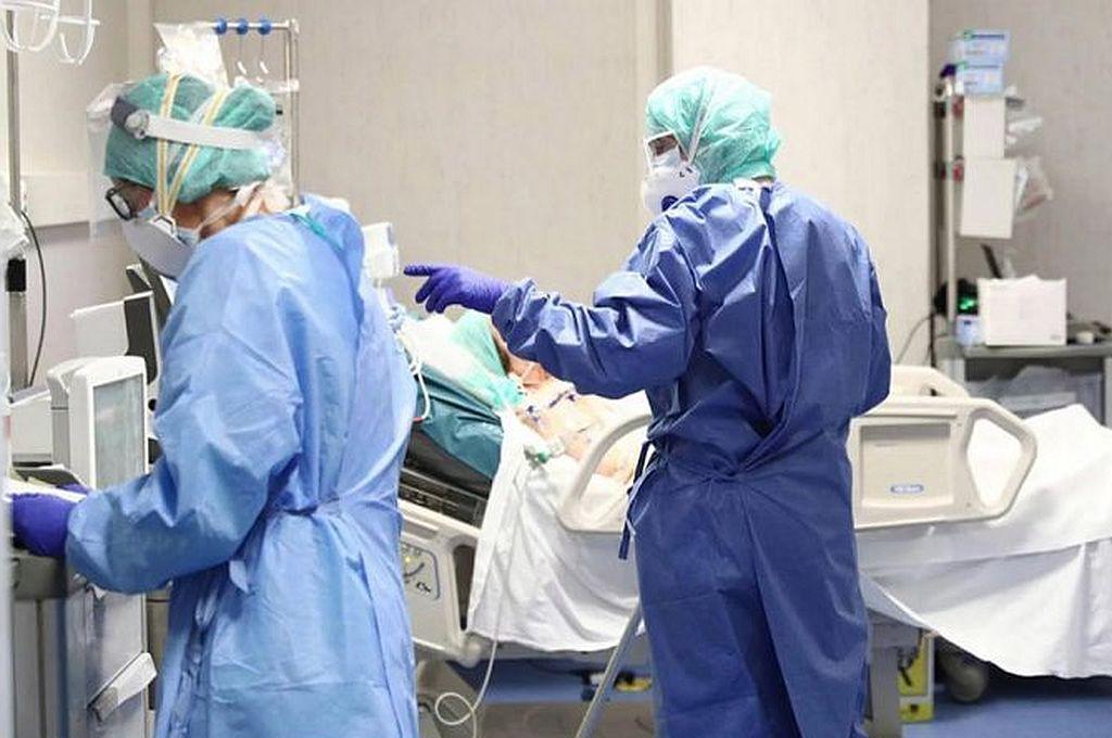 Más de 500 médicos están con coronavirus