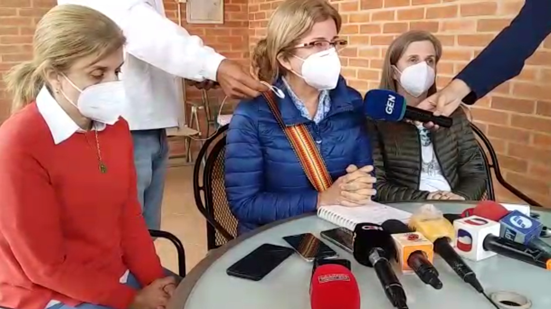 Hijas de Óscar Denis suspenden conferencias de prensa hasta que haya novedades