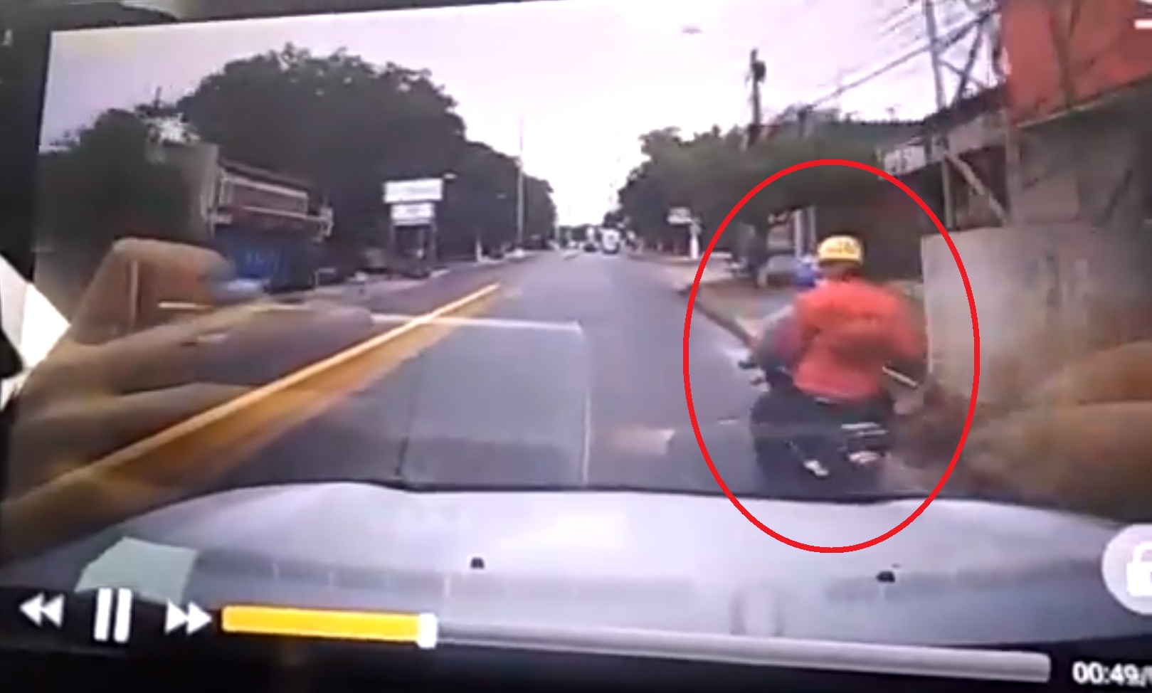 Motochorros dicen que “iban a sus casas tras salir de una obra en Costanera”