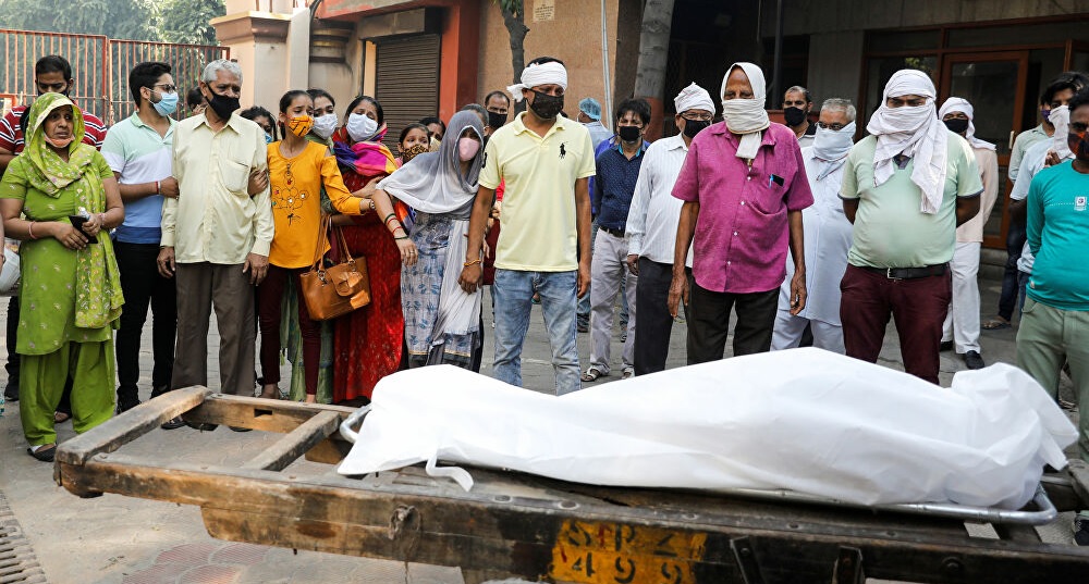 India pasa la barrera de los 100.000 muertos por coronavirus