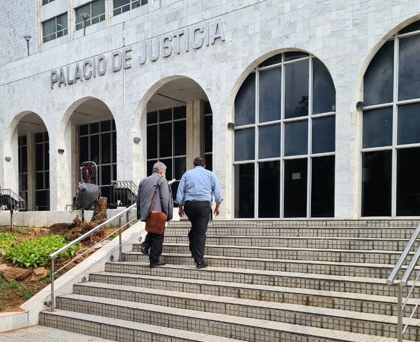 Presentan amparo contra vuelta a clases presenciales porque no hay condiciones, aseguran