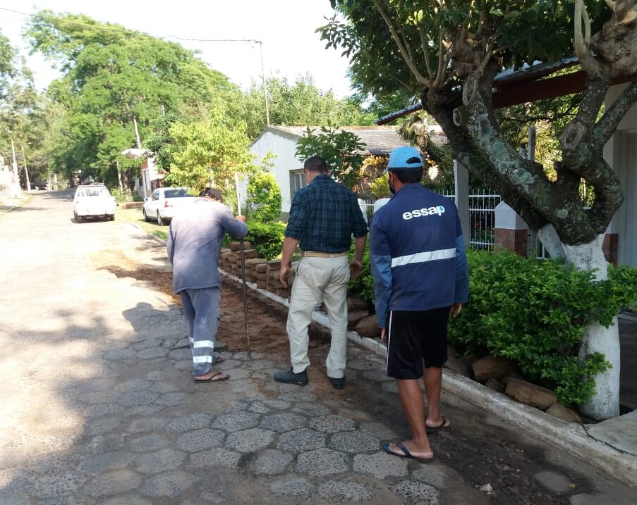 ESSAP cambió tuberías para mejorar distribución de agua potable en barrio de Pilar