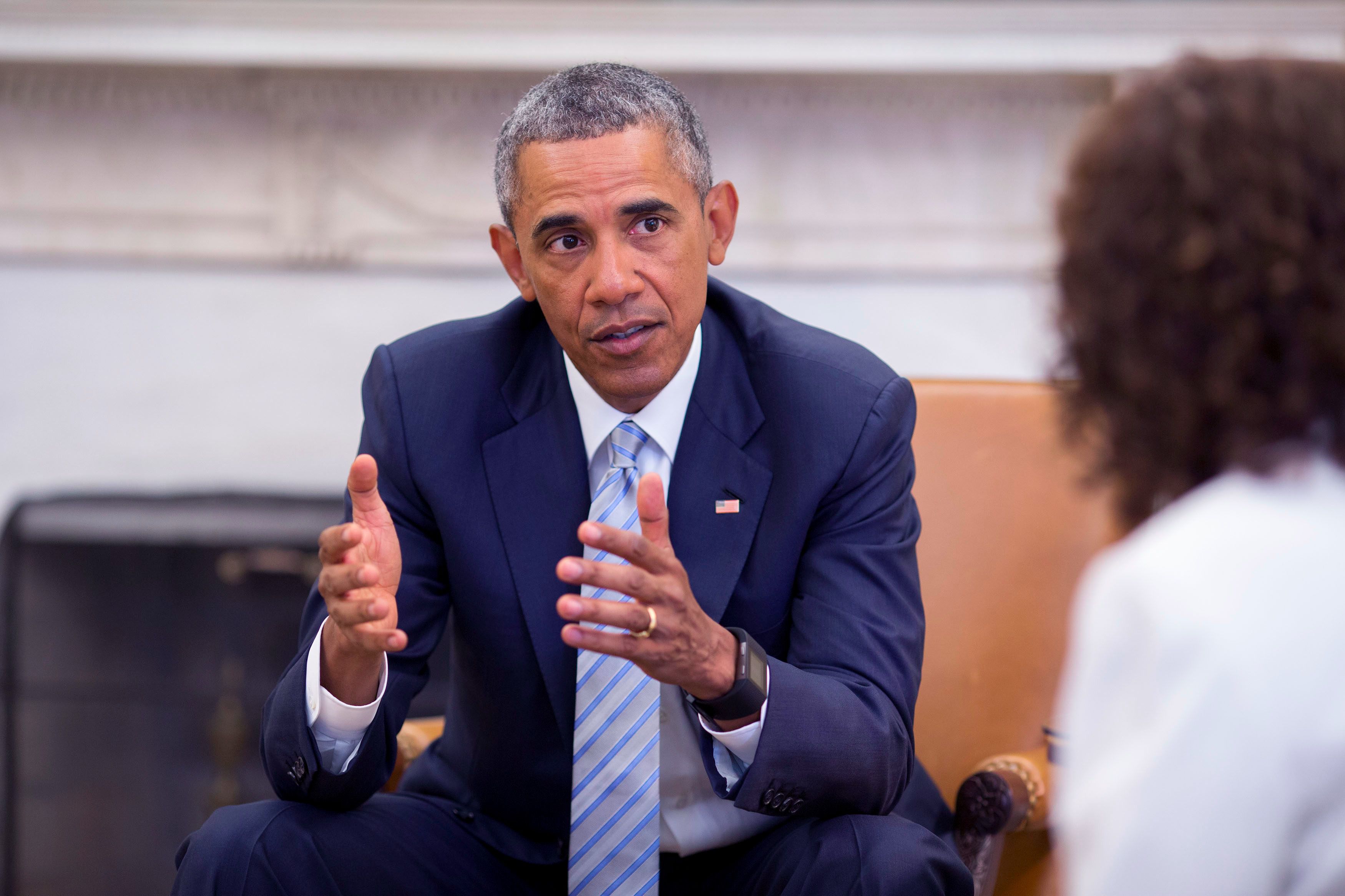 Obama pide a Trump que ponga al país “por delante de su ego y sus decepciones”