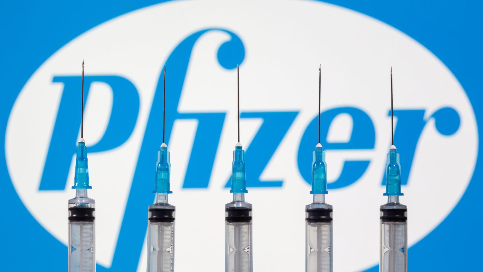 Se espera que aprobación de Reino Unido a vacuna de Pfizer sea el inicio de “la extinción de la pandemia”, afirma Balmelli