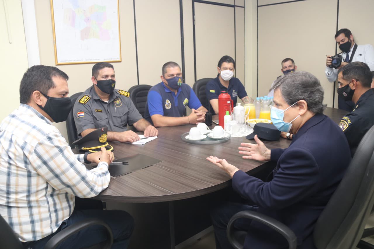 Ministro del Interior y autoridades locales de Caacupé acuerdan aplicación de medidas sanitarias