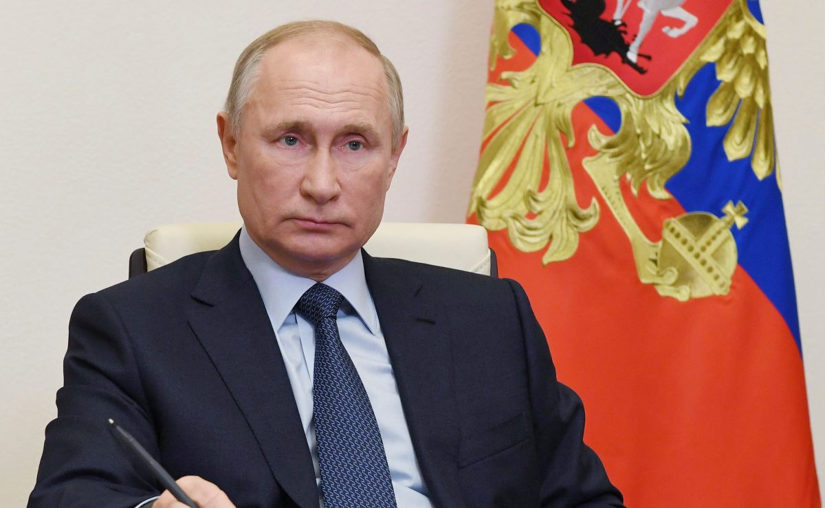 Tras aprobación en Reino Unido, Putin no quiere quedarse atrás: Ordenó iniciar vacunación masiva contra COVID-19 en Rusia