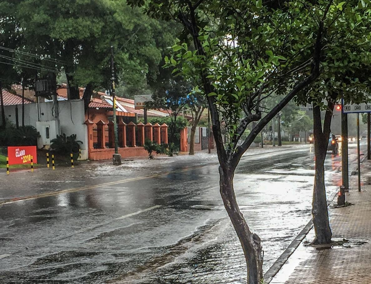 Meteorología anuncia que lluvias persistirán este jueves
