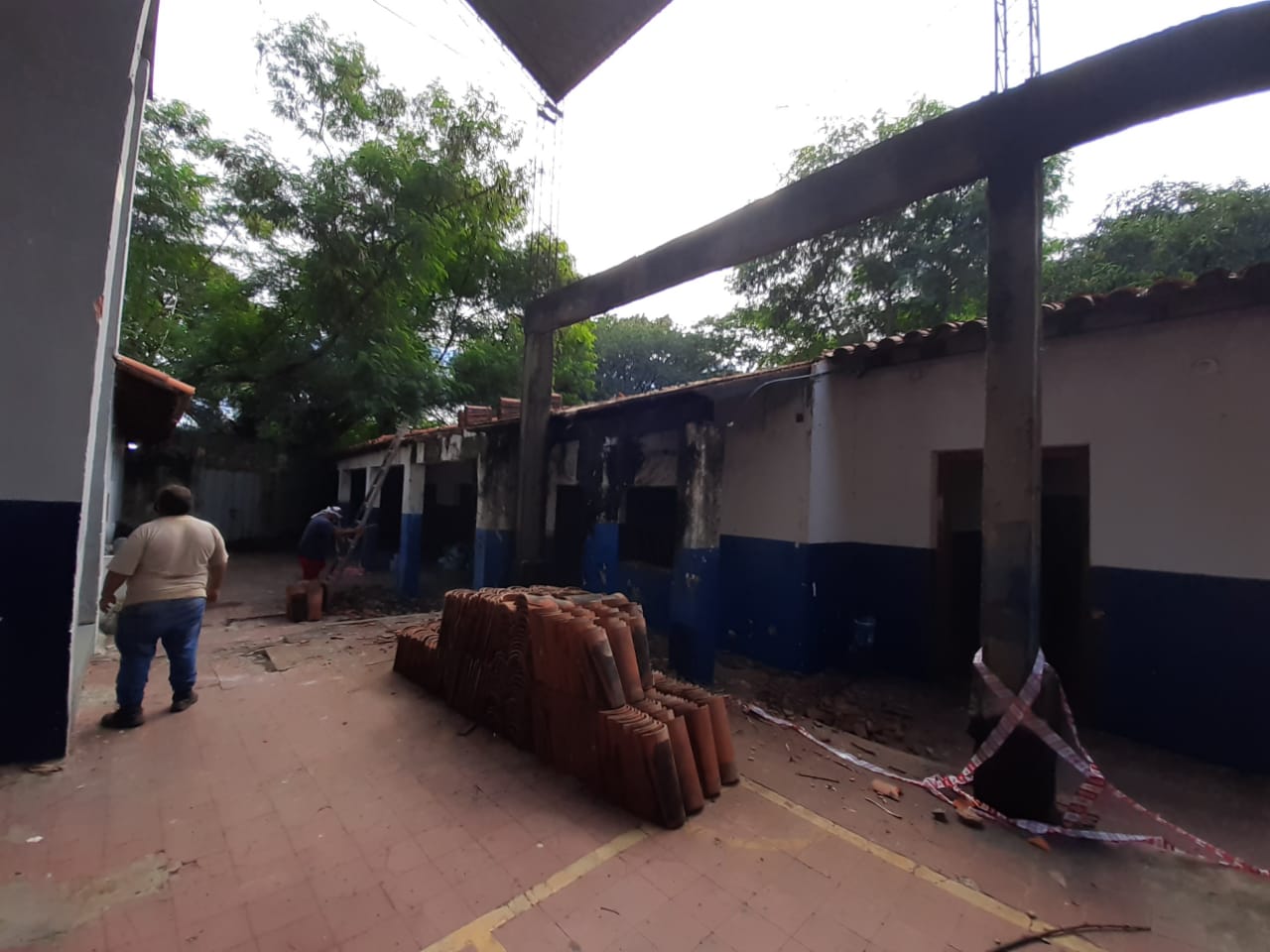 Docentes anuncian manifestación contra inicio de clases presenciales