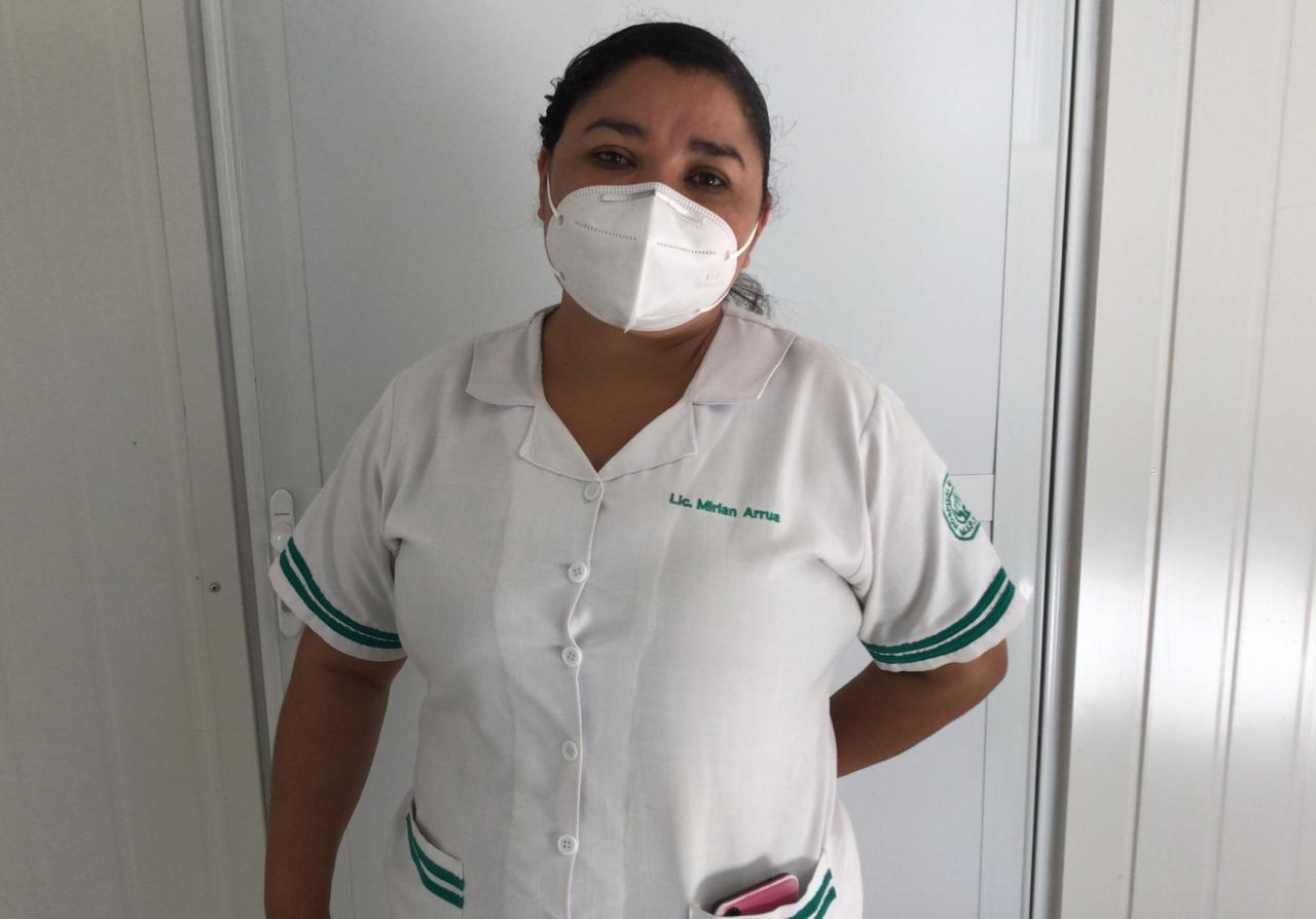 “Ahora me siento segura”: Las palabras de la primera enfermera vacunada contra el COVID-19 en Paraguay