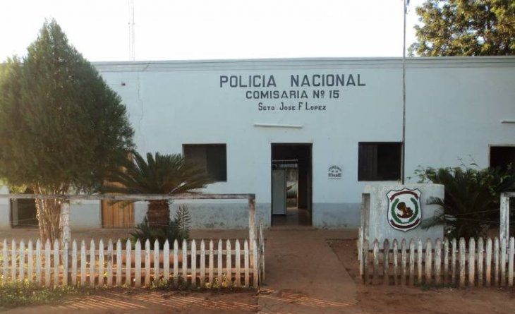 Un policía fallecido y varios heridos tras ataque a comisaría en Puentesiño