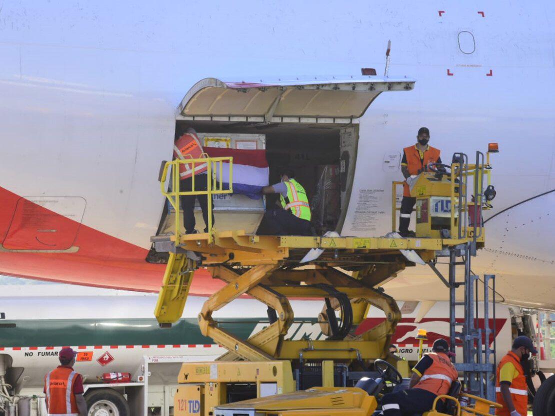 Paraguay ya pagó casi 20 millones de dólares por vacunas anti-COVID y apenas recibió 4.000 dosis