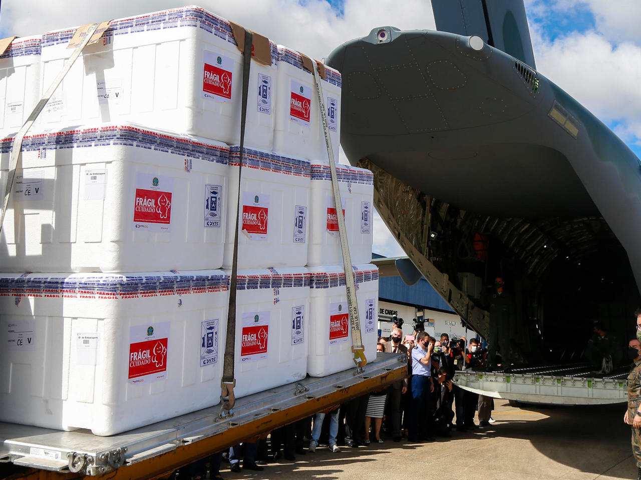 Si Paraguay entabla negociaciones con China, en dos semanas recibirá primera carga de 500 mil vacunas anti-COVID