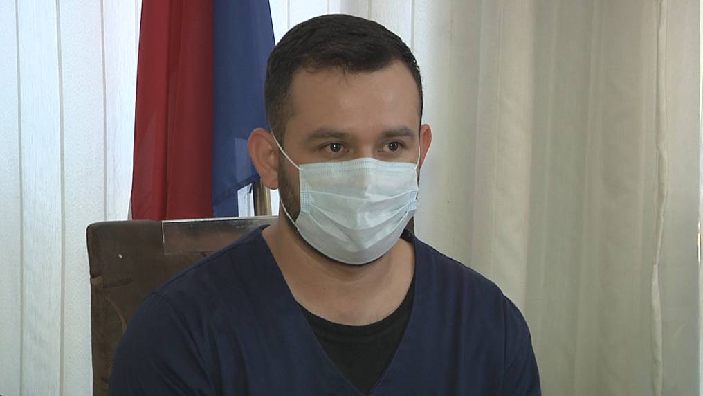 “Entusiasmo” de PAI y “ansiedad” de Salud provocó irregular vacunación de 93 personas en Alto Paraná, dice exdirector de hospital