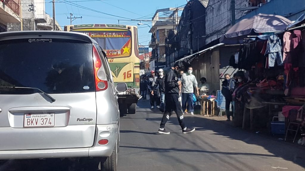 Segunda ola de COVID-19 en Paraguay: Central “explota” con 70% de casos a nivel país, informa Salud