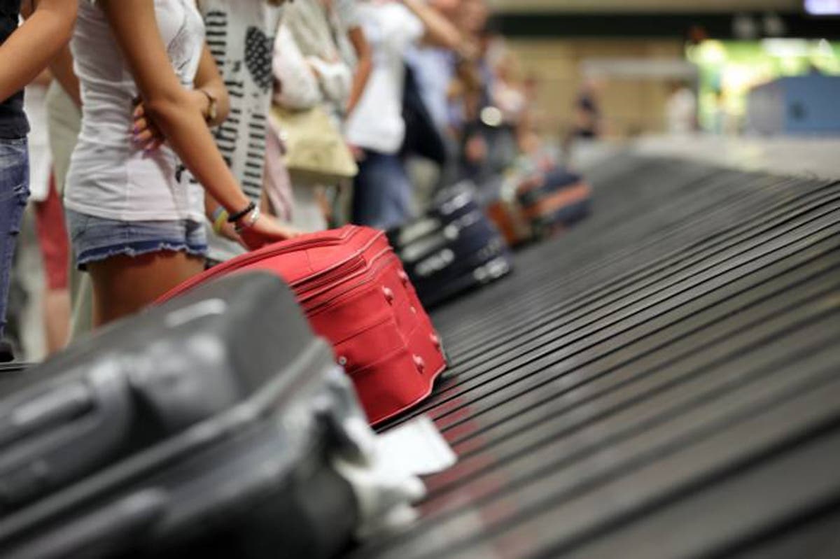 “A mi maleta le pusieron calcomanías y candados, le sacaron mi ropa para ponerle droga”: El relato de la paraguaya que quedó detenida en aeropuerto de España