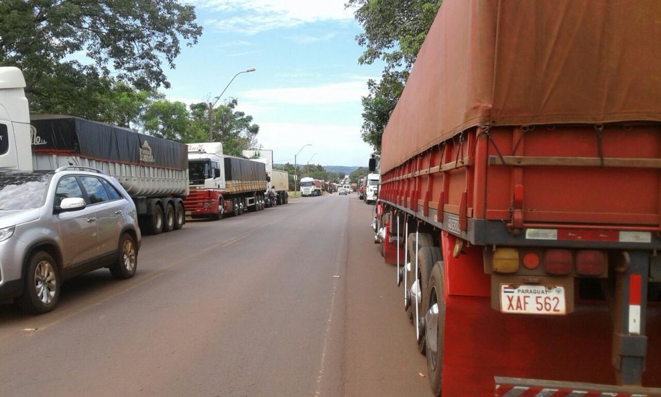 Camioneros anuncian paro nacional desde este miércoles