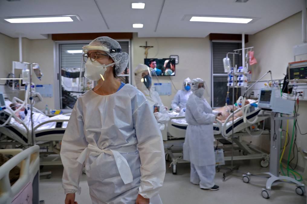 Funcionarios de Clínicas: “El COVID viene en avión, mientras las vacunas llegan en carreta”