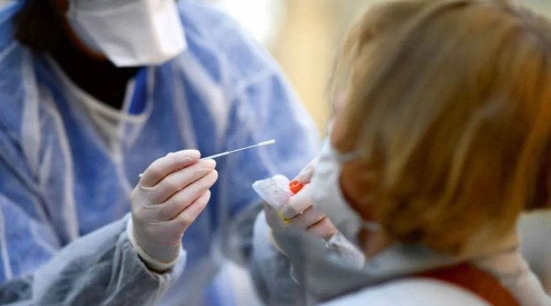 Salud reporta 937 nuevos casos de coronavirus
