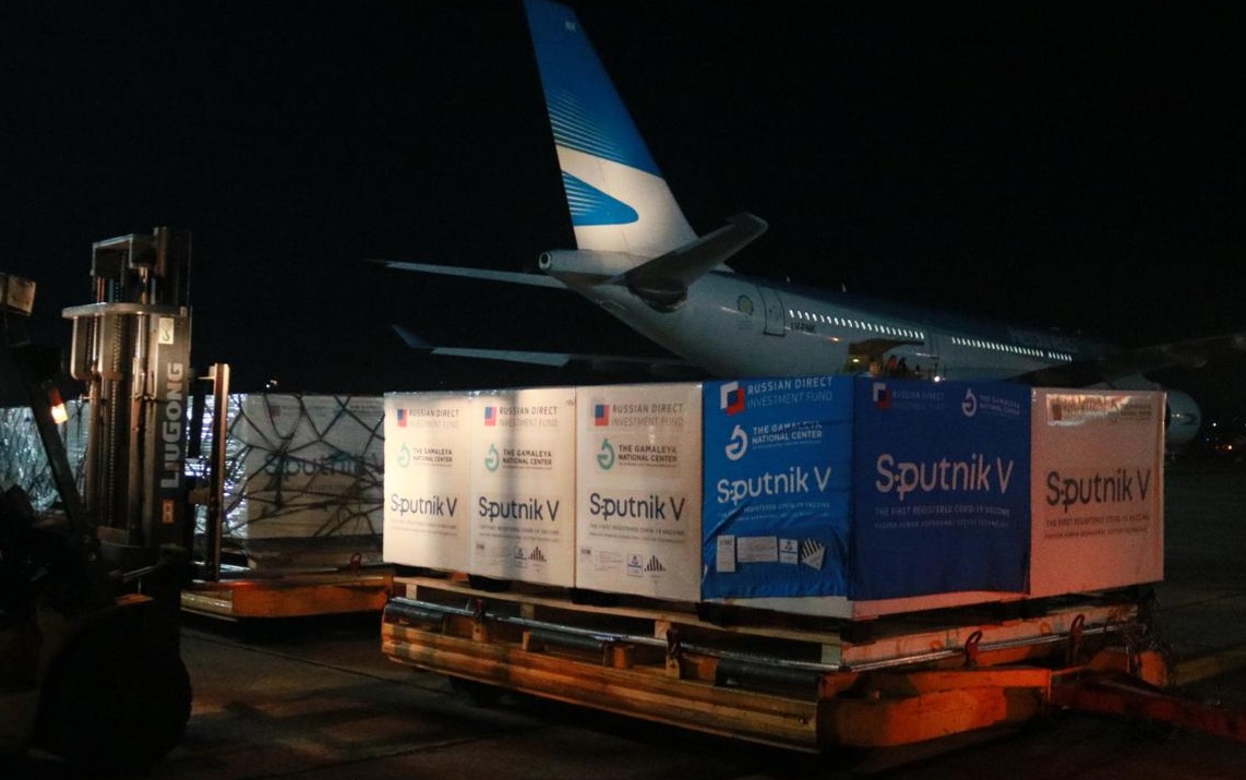 Llegaron 200 mil dosis de Sputnik V