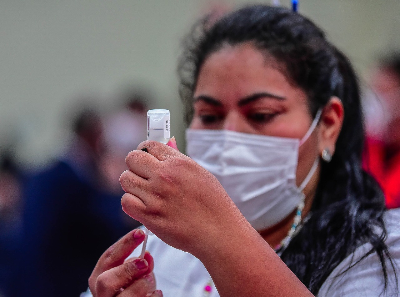 Hoy y mañana no habrá vacunación anti-COVID