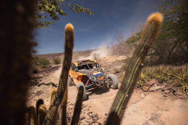 Rally do Sertões de Brasil: Santos-Arcondo lideran su categoría y están en el puesto 10 de la general tras cumplirse la etapa maratón