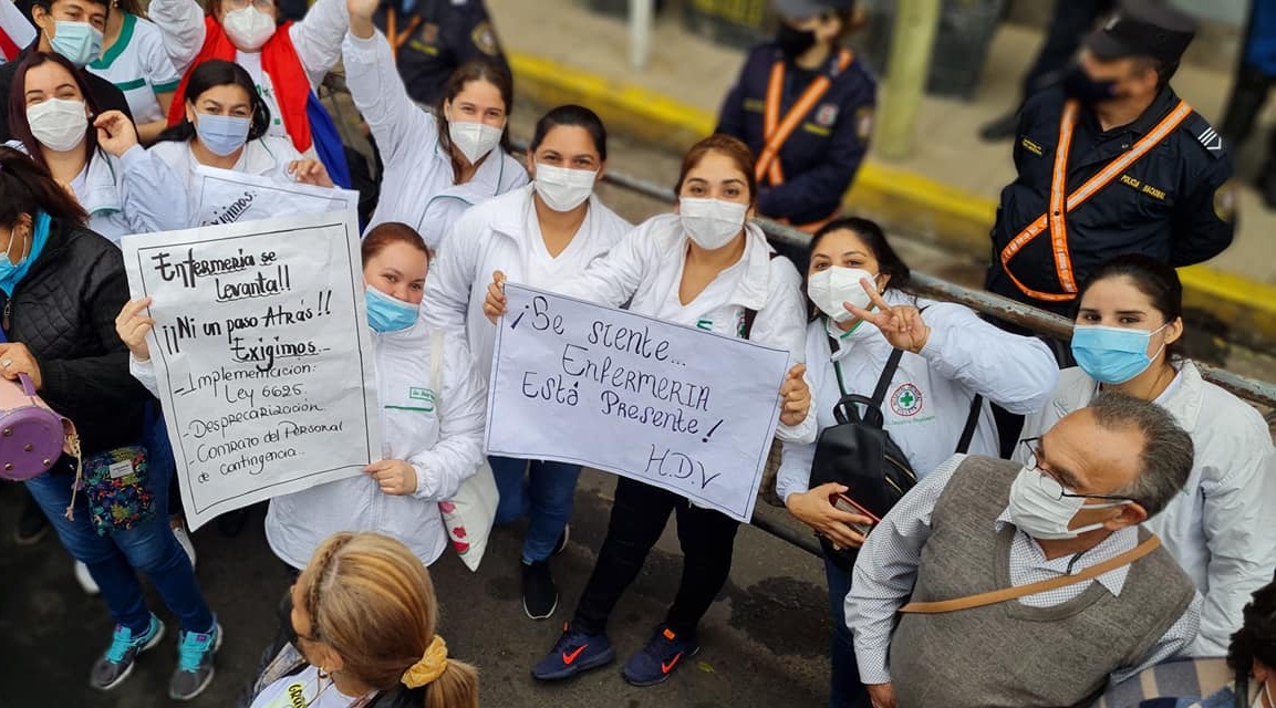 Enfermeros consiguen compromiso de Ejecutivo para reglamentar Ley de Carrera Profesional