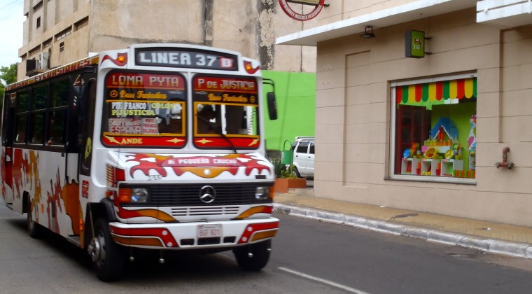 Municipalidad de Asunción rechaza aumento de pasaje y anuncia controles de buses