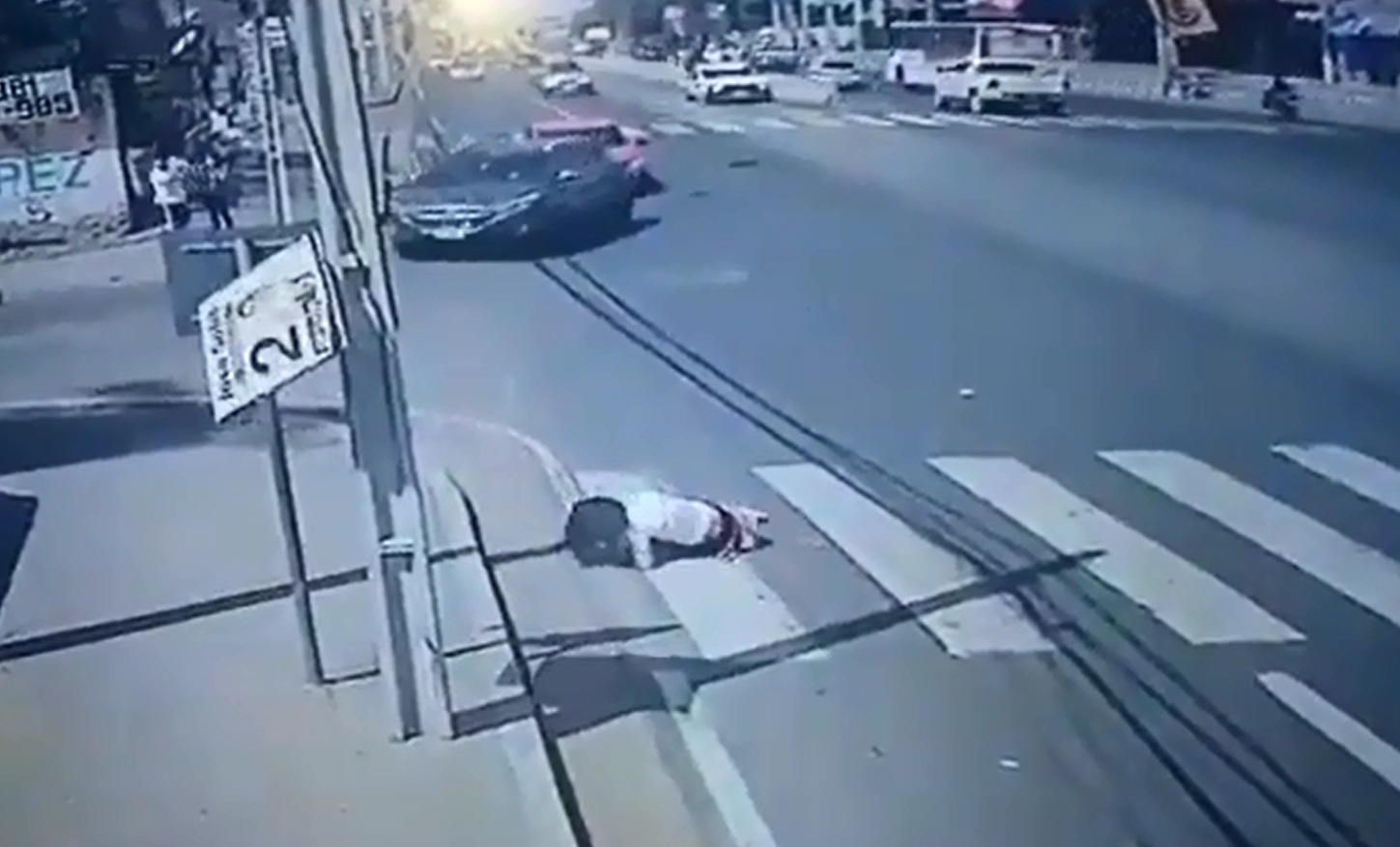 Joven que cayó de bus sufrió traumatismo de cráneo grave y está con pronóstico reservado