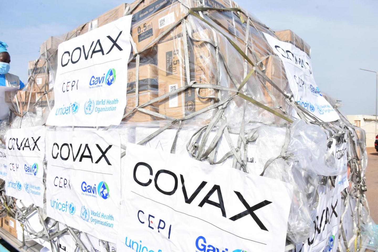 Salud planea llegar al 80% de población objetivo vacunada con nuevas dosis de Mecanismo COVAX