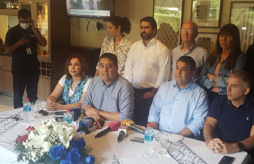 Nakayama considera que descubrimiento de supuestas sobrefacturaciones inclinarán votos a su favor