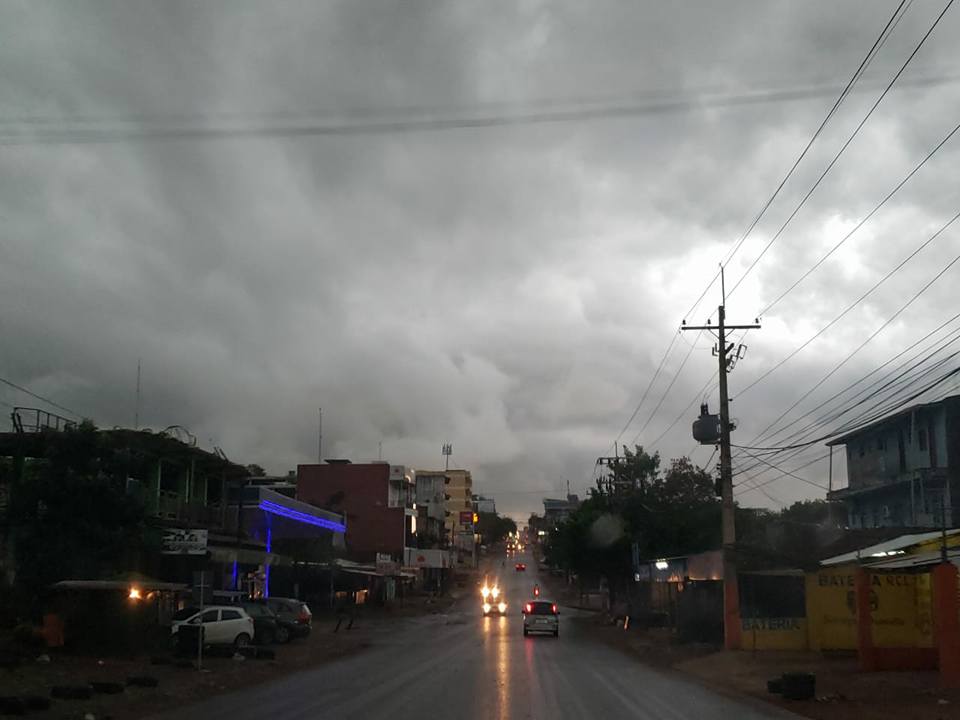 Anuncian viernes con lluvias y tormentas eléctricas