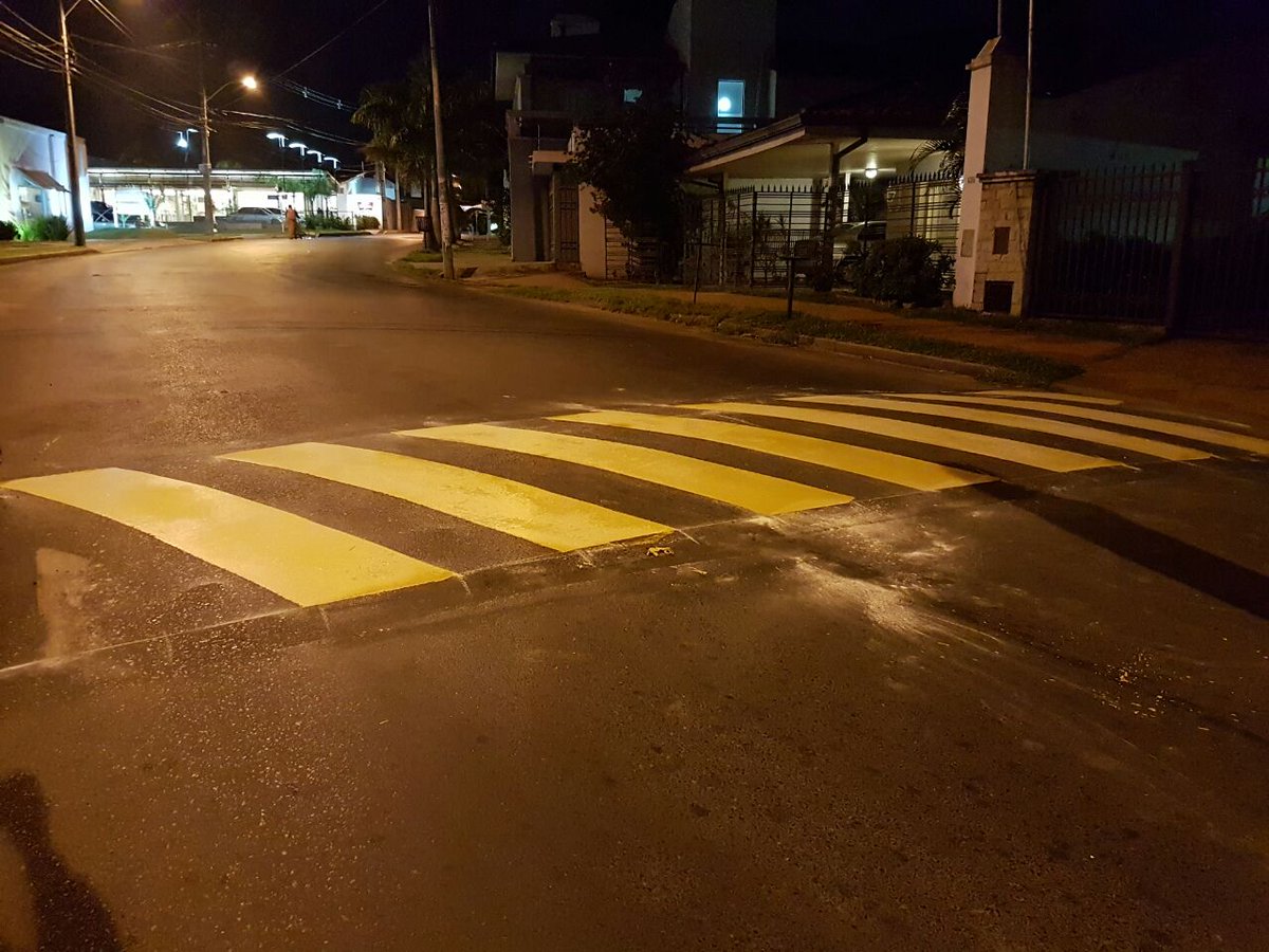 ¿Puede un vecino ordenar por su cuenta la construcción de una “lomada”?