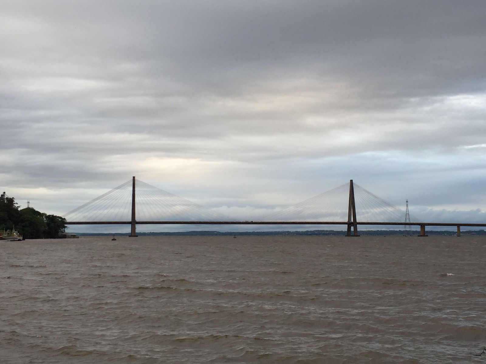 Reapertura de puente Encarnación – Posadas: Se iniciará con prueba de cupo limitado de 800 personas