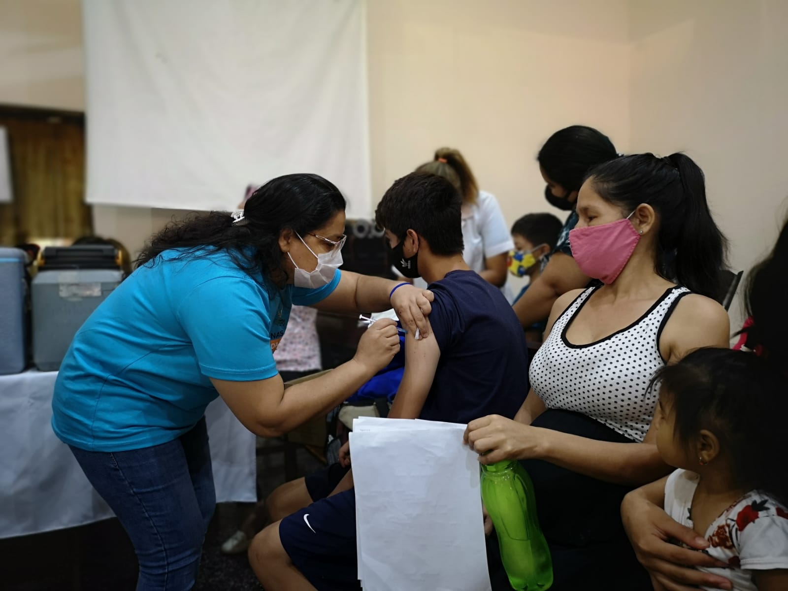 Jornada de vacunación en el barrio Santa Ana
