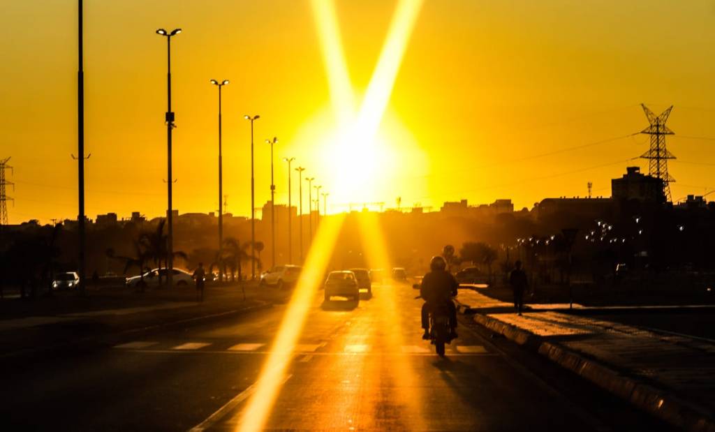 Meteorología anuncia martes con ola de calor