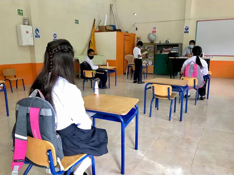 Sindicato docente respalda inicio de clases “100% presenciales”